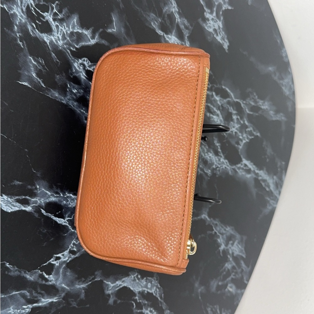 Michael Kors Clutch Makeup Leather Bag with Gold Accents AUTHENTIC - Picture 7 of 12